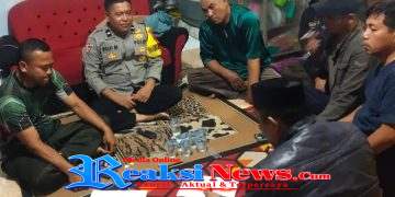 Perkuat Harkamtibmas, Bhabinkamtibmas dan Babinsa Hadir di Tengah Warga Baros