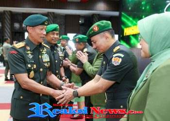 Pangkostrad Hadiri Sertijab Tiga Pangdam dan Kapuskesad