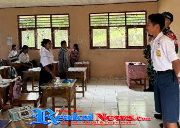 Yonarmed 12 Kostrad Bangun Masa Depan Siswa Laktutus Lewat Edukasi Bahasa Inggris