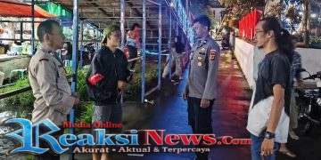 Polsek Baros Pastikan Keceriaan Warga di Pasar Malam Aman dan Kondusif