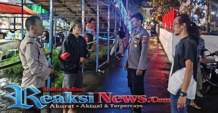 Polsek Baros Pastikan Keceriaan Warga di Pasar Malam Aman dan Kondusif