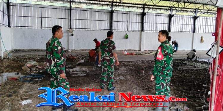 Babinsa Tarisi Serka Dodi Koramil 2203/Warungkiara Dampingi Danramil Tinjau Progres Pembangunan KDKMP