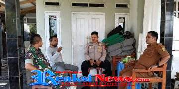 Sinergitas Tiga Pilar Desa, Babinsa Bojongkerta Kopda Kusdiarto Koramil 2203/Warungkiara Perkuat Komsos Bersama Bhabinkamtibmas dan Kades