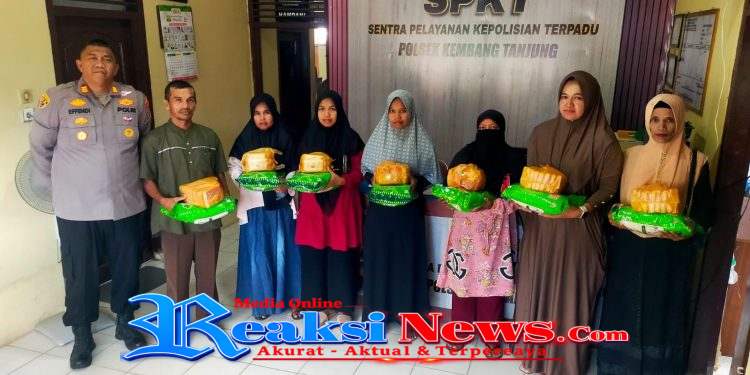 Polres Pidie Salurkan Bantuan Logistik Kapolda Aceh untuk Korban Banjir