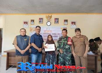 Babinsa Sukaharja Serka Enceng Koramil 2203/Warungkiara Monitoring Penyaluran BLT DD, Berjalan Aman dan Lancar