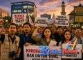 IRONI 3 MEI: PANGGUNG MERAYAKAN PERS BEBAS, DI LAPANGAN WARTAWAN MASIH BAYAR HARGA, “Hari Kebebasan Pers Sedunia 2026. Dari Intimidasi Fisik, Serangan Digital, Hingga Tekanan Modal. Independensi Jurnalisme Indonesia Belum Merdeka
