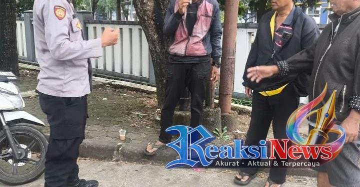 Patroli Siang Hari, Polsek Baros Sampaikan Pesan Kamtibmas