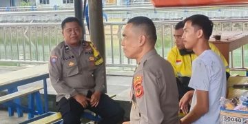 Perkuat Harkamtibmas, Bhabinkamtibmas Polsek Baros Hadir di Tengah Warga