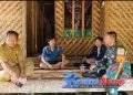 Pererat Sinergi dengan Warga, Serka H. Didik Haryanto Koramil 2203/Warungkiara Gelar Komsos di Desa Sirnajaya