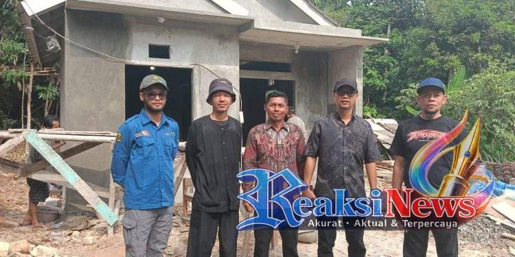 Hari ke-22 Bedah Rumah Janda Lansia Ibu Nunung 60 Tahun, Kabid Perkim Sukabumi Apresiasi Gotong Royong Pengusaha