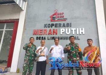 Danramil 2203/Warungkiara Kapten Inf Agus Rahman dan PT Agrinas Tinjau Koperasi Desa Merah Putih Limusnunggal
