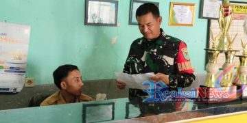 Babinsa Tarisi Serka Dodi Koramil 2203/Warungkiara Laksanakan Puldatater, Perkuat Data Teritorial untuk Dukung Pembinaan Wilayah